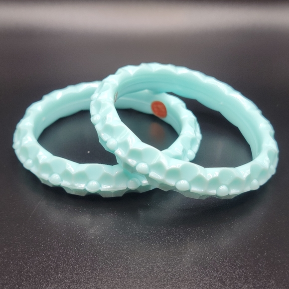 2 Mint Green Bangles - Picture 2 of 4